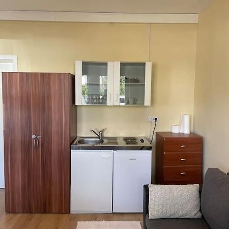 Einzimmerwohnung + Dusche Und Wc Berlim Exterior foto